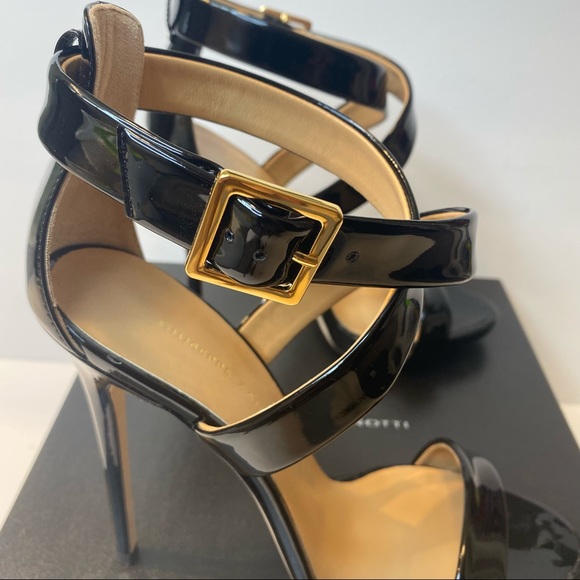 GIUSEPPE ZANOTTI Black Patent Leather Strappy Pumps - Picture 13 of 14